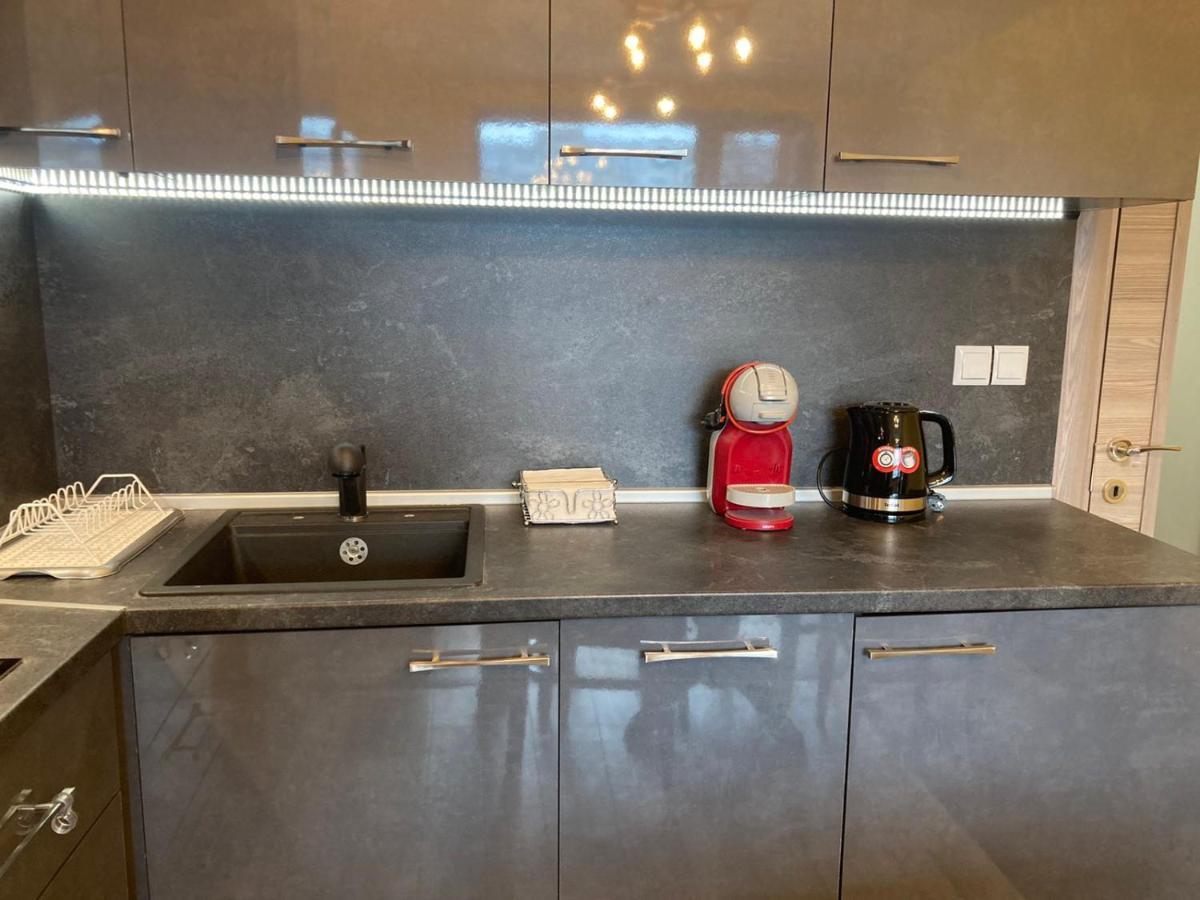 Victor'S Suite , With Private Parking Varna Exterior foto